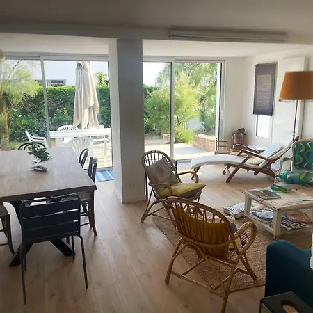 Cosy A Deux Pas De La - Classee 3 Etoiles 别墅 *